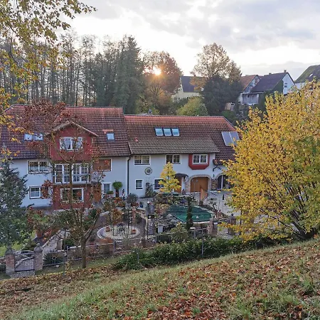 Gästezimmer Reitinger * Siegenburg