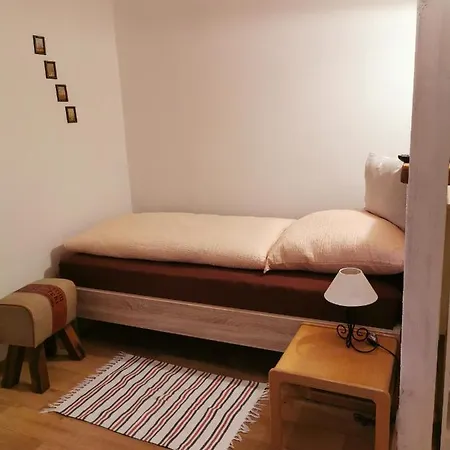 Gaestezimmer Reitinger 住宿加早餐酒店